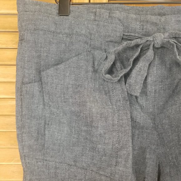 BCBGMaxAzria Women's Gray Linen Dress Casual Pleated Front Shorts - Picture 4 of 11